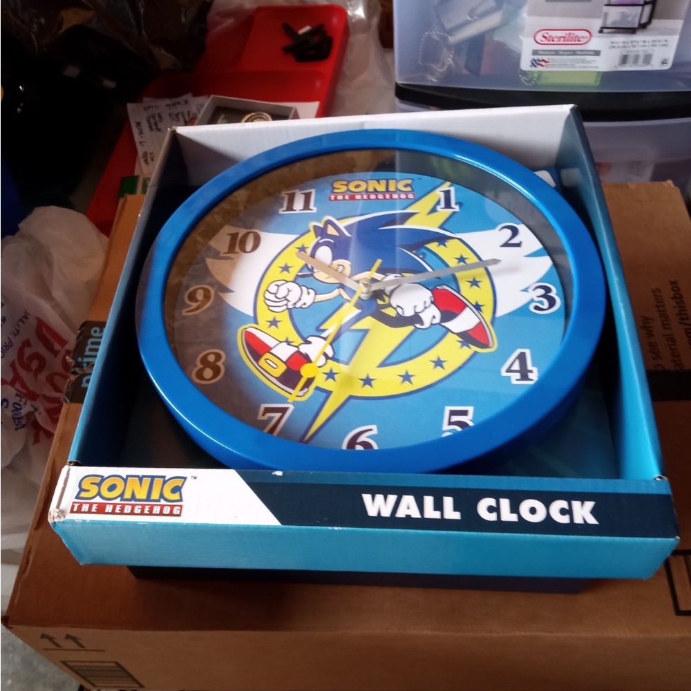 Wall clocks - Picture 2 of 4